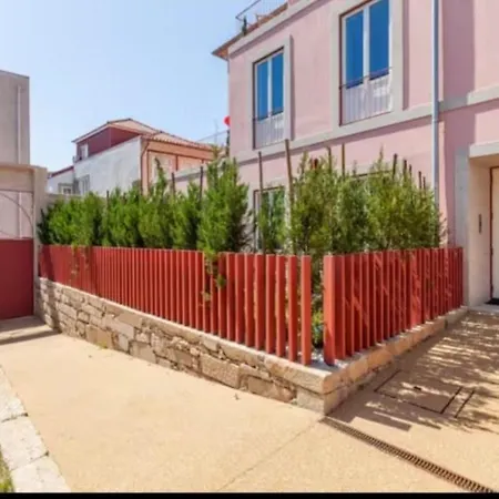 Pink Lux * بورتو