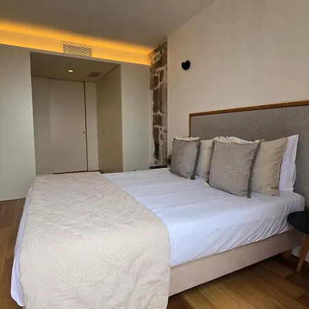 Pink Lux * 포르투